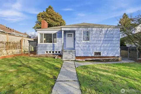 7936 35th Ave SW, Seattle, WA 98126