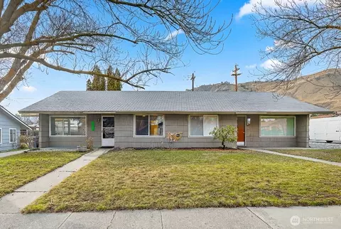 1261 1263 Montana St, Wenatchee, WA 98801