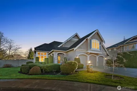 27520 SE 31st Pl, Sammamish, WA 98075