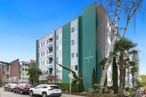 705 E Republican St #303, Seattle, WA 98102