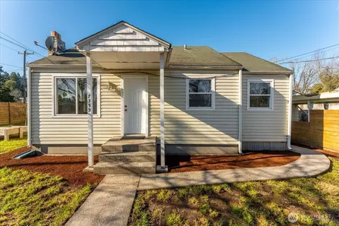 7359 16th Ave SW, Seattle, WA 98106