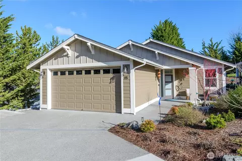 15 Waterford Ct, Sequim, WA 98382