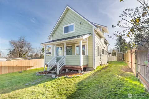 1335 13th St, Port Townsend, WA 98368