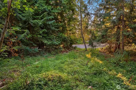 107 133rd St SW, Vashon, WA 98070