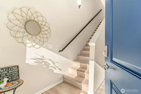 Entry Way - 1621 Seattle Hill Rd #Q3, Bothell, WA 98012 photo 1 of 2