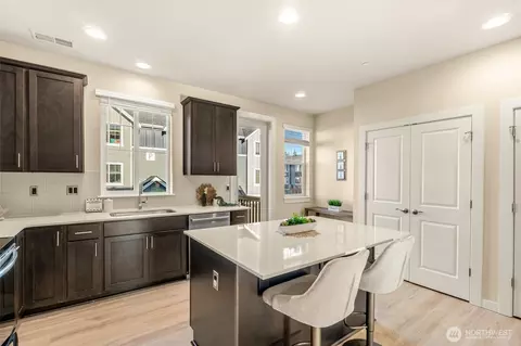 Kitchen - 1621 Seattle Hill Rd #Q3, Bothell, WA 98012 photo 4 of 4