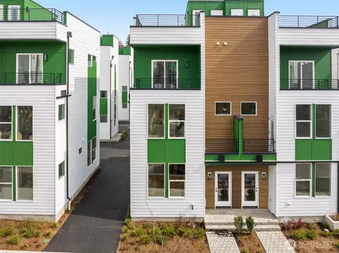 2809 S Charles St, Seattle, WA 98144