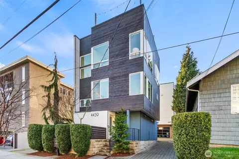 4459 Midvale Ave N, Seattle, WA 98103