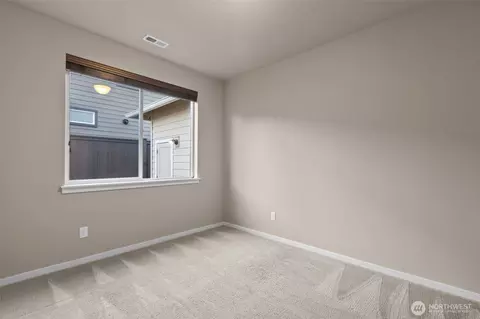 Bedroom - 4003 168th Pl SE, Bothell, WA 98012 photo 2 of 10
