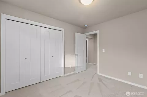 Bedroom - 4003 168th Pl SE, Bothell, WA 98012 photo 8 of 10