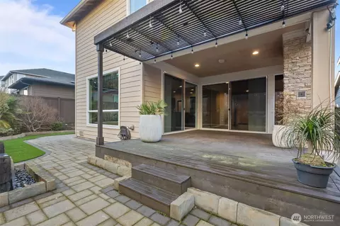 Exterior - 4003 168th Pl SE, Bothell, WA 98012 photo 3 of 4