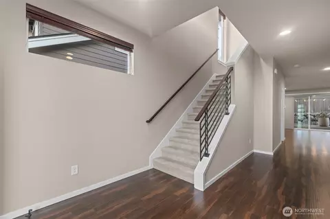 Entry Way - 4003 168th Pl SE, Bothell, WA 98012 photo 2 of 2