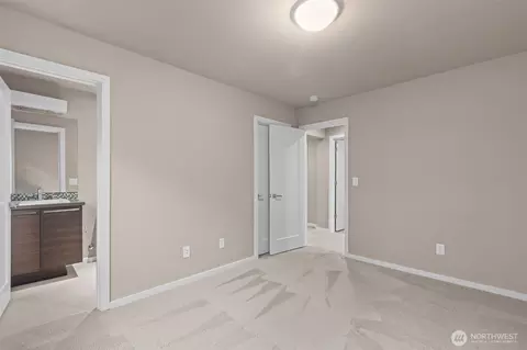 Bedroom - 4003 168th Pl SE, Bothell, WA 98012 photo 6 of 10