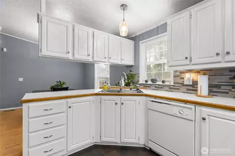 4325 E 245th St, Spanaway, WA 98387 photo 9