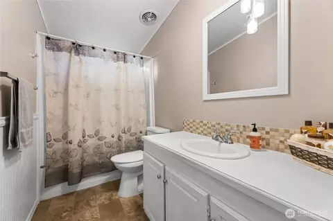 4325 E 245th St, Spanaway, WA 98387 photo 16