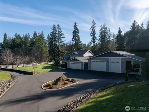 134 8 Macronovic Rd, Chehalis, WA 98532