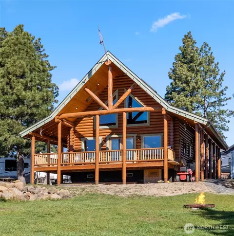 351 Ridge Loop Dr, Cle Elum, WA 98922