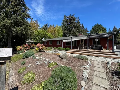 Exterior - 70 Cedar Hill Ln, Sequim, WA 98382 photo 6 of 8