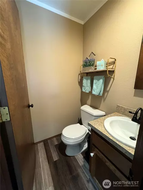 Bath - 70 Cedar Hill Ln, Sequim, WA 98382 photo 1 of 3