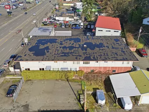 6325 Evergreen Way, Everett, WA 98203