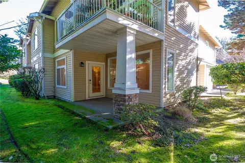 4020 S 222nd Pl #101, Kent, WA 98032