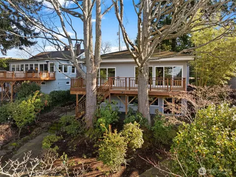 15233 22nd Ave SW, Burien, WA 98166