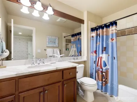 Bath - 14411 3rd Dr SE, Mill Creek, WA 98012 photo 3 of 6