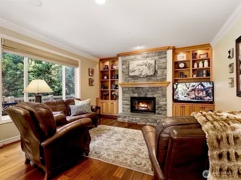 Living - 14411 3rd Dr SE, Mill Creek, WA 98012 photo 3 of 4