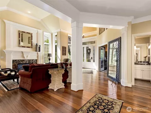 Living - 14411 3rd Dr SE, Mill Creek, WA 98012 photo 4 of 4