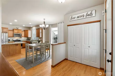 Entry Way - 1002 Ross Ave NW, Orting, WA 98360 photo 2 of 3