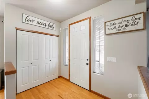 Entry Way - 1002 Ross Ave NW, Orting, WA 98360 photo 1 of 3