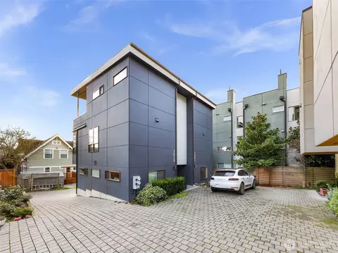 2661 NW 64th St, Seattle, WA 98107