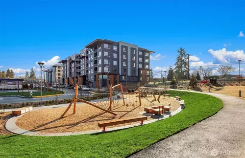 6901 NE 184th Ln #108, Kenmore, WA 98028