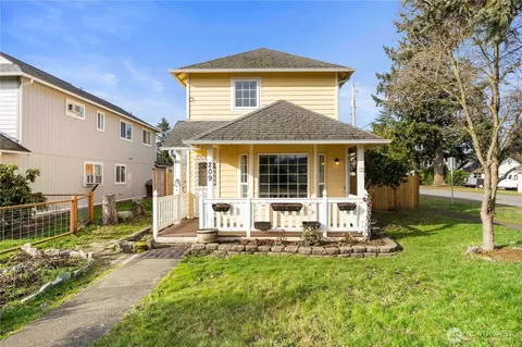209 S Cedar St, Buckley, WA 98321