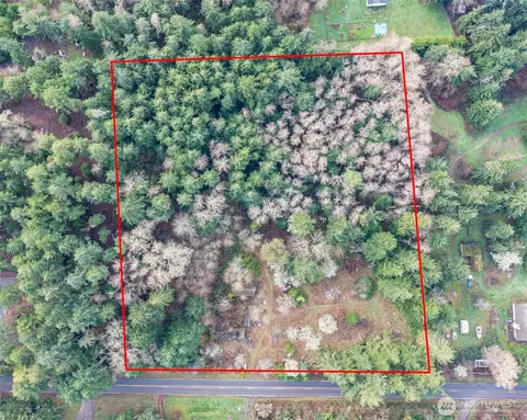 4117 Degraff Rd, Oak Harbor, WA 98277