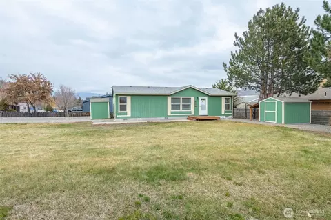 14901 Golden Delicious St, Entiat, WA 98822