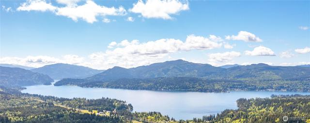3722 Academy Highlands Dr, Bellingham, WA 98229