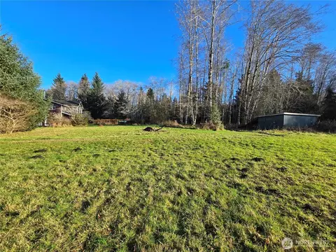 Exterior - 1125 Bourm Rd, Forks, WA 98331 photo 5 of 9