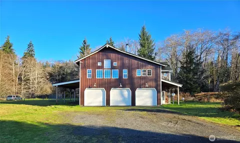 1125 Bourm Rd, Forks, WA 98331