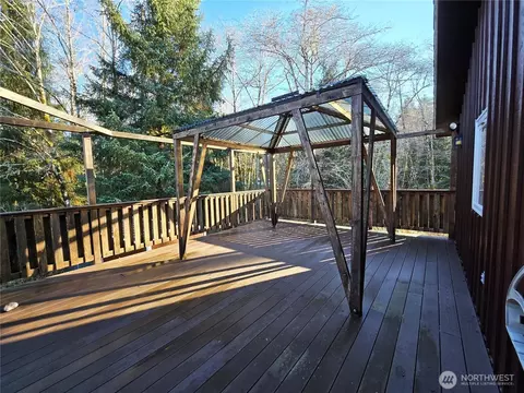 Exterior - 1125 Bourm Rd, Forks, WA 98331 photo 3 of 9