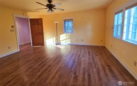 Living - 1125 Bourm Rd, Forks, WA 98331 photo 7 of 10