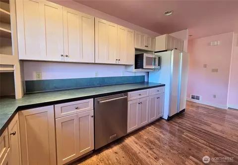 Kitchen - 1125 Bourm Rd, Forks, WA 98331 photo 3 of 3