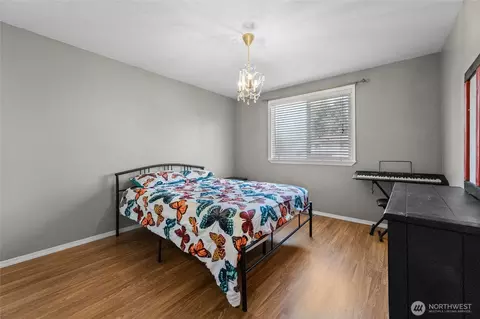 Bedroom - 24213 41st Ave E, Spanaway, WA 98387 photo 2 of 5