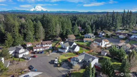 View/Area - 24213 41st Ave E, Spanaway, WA 98387 photo 3 of 4
