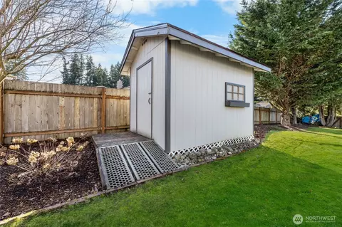 Exterior - 24213 41st Ave E, Spanaway, WA 98387 photo 8 of 8