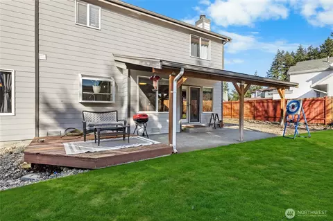 Exterior - 24213 41st Ave E, Spanaway, WA 98387 photo 6 of 8