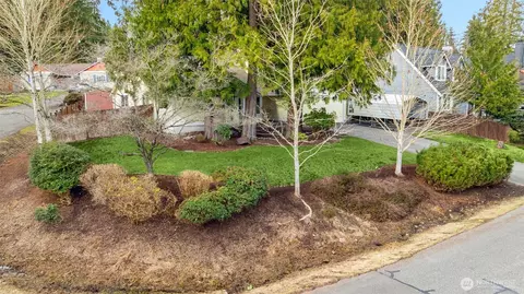 Exterior - 16610 3rd Dr SE, Bothell, WA 98012 photo 3 of 6
