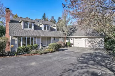 7929 Cyrus Pl, Edmonds, WA 98026
