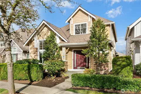 2870 NE Logan St, Issaquah, WA 98029
