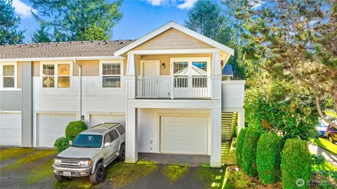 1746 Kennedy Pl #E5, Dupont, WA 98327